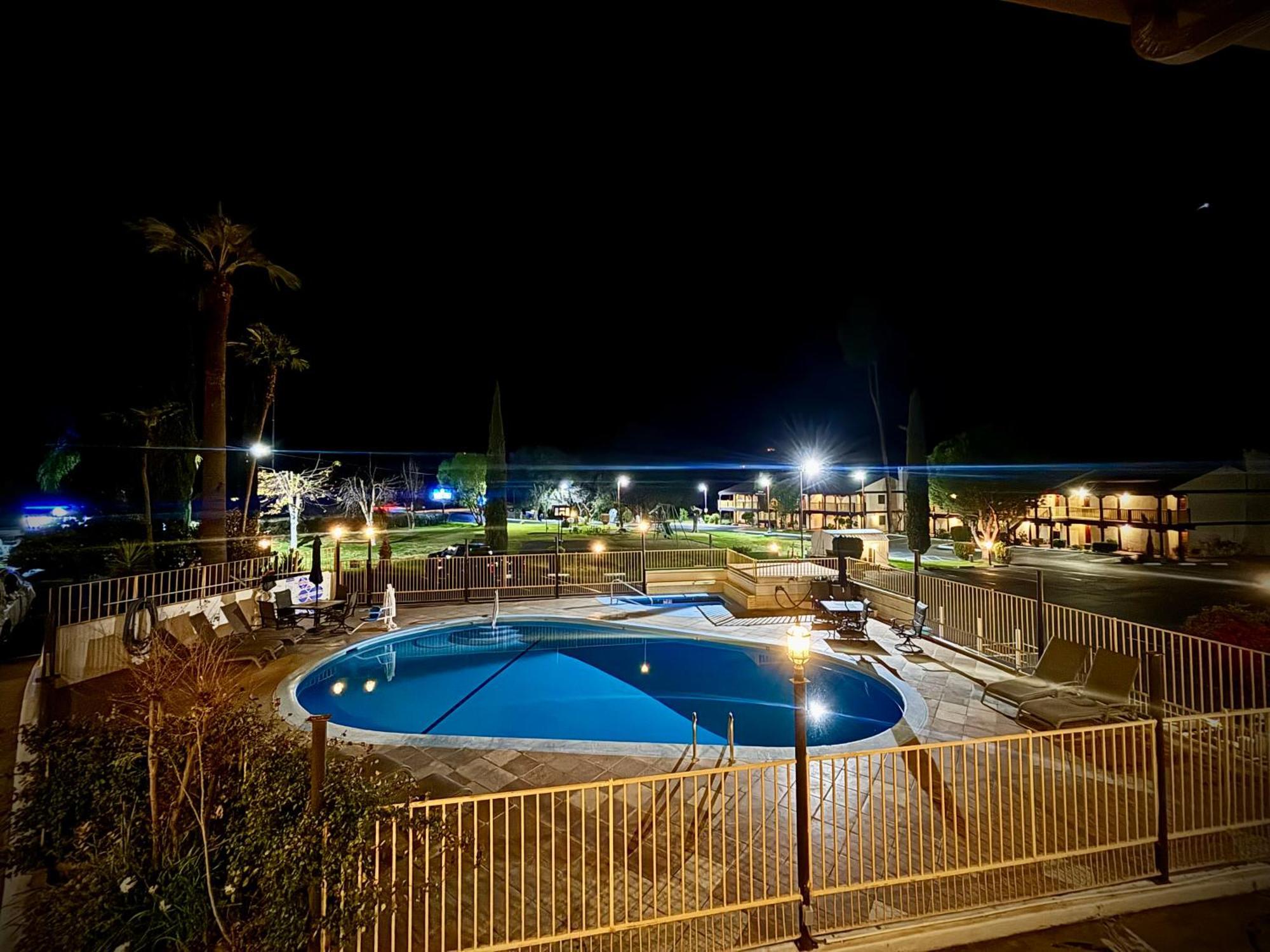 Western Holiday Lodge Three Rivers Εξωτερικό φωτογραφία